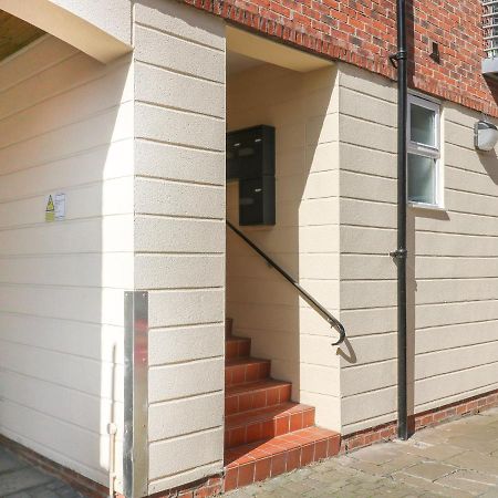 Апартаменты 12 Woodsmill Quay Йорк Экстерьер фото
